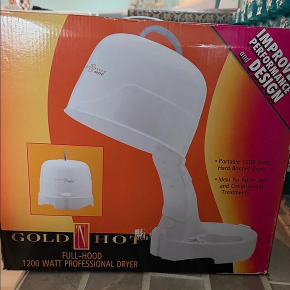 Gold 'N Hot White Full-Hood Professional Dryer - Picture 3 of 4